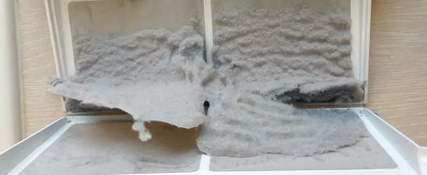 Broken Dryer Vent Replacement in Longueuil, Quebec
